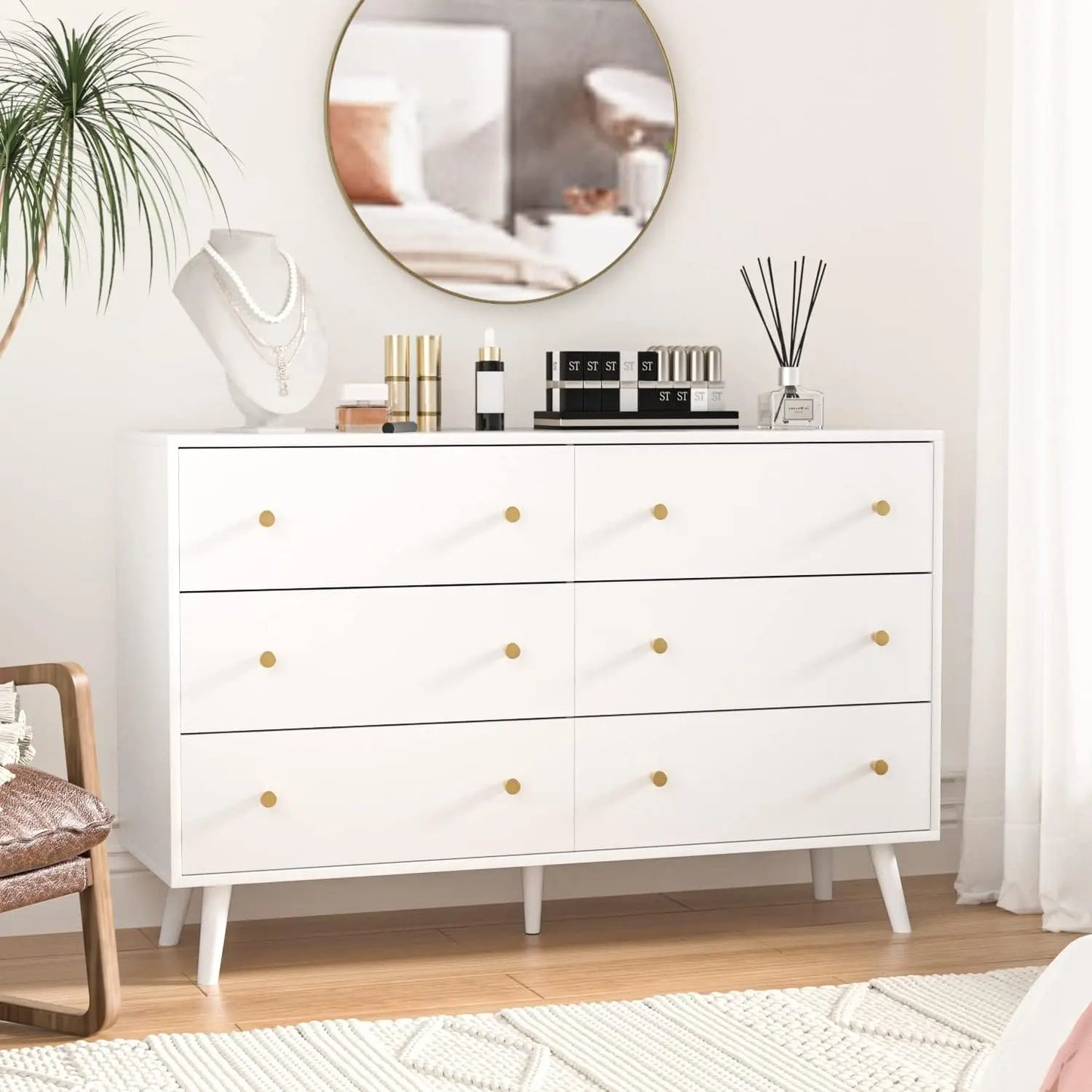 Elegant White Dresser with 6 Spacious Drawers